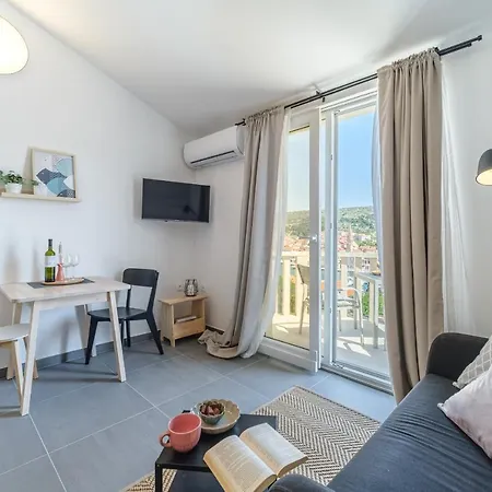 Apartment Gaj Milna (Brac)
