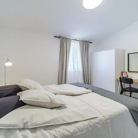 Apartment Gaj Milna (Brac)