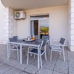 Apartament Gaj *