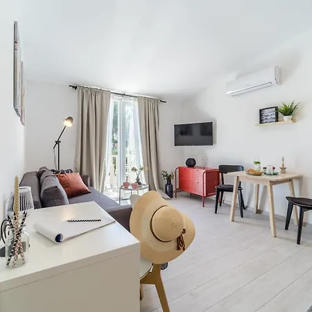 Gaj Apartman *